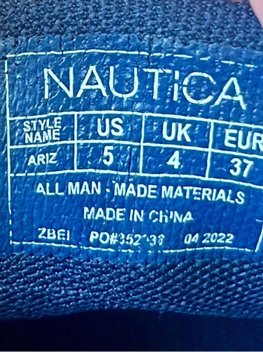 Good Used Nautica Kids Berrian Athletic Lace-Up Sneaker Size 5